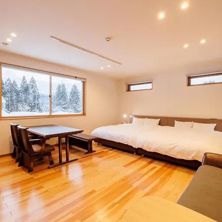 Hakuba Highland Hotel Exterior photo