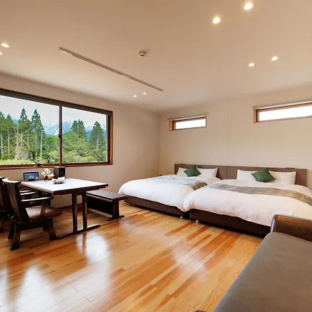 Hakuba Highland Hotel Exterior photo